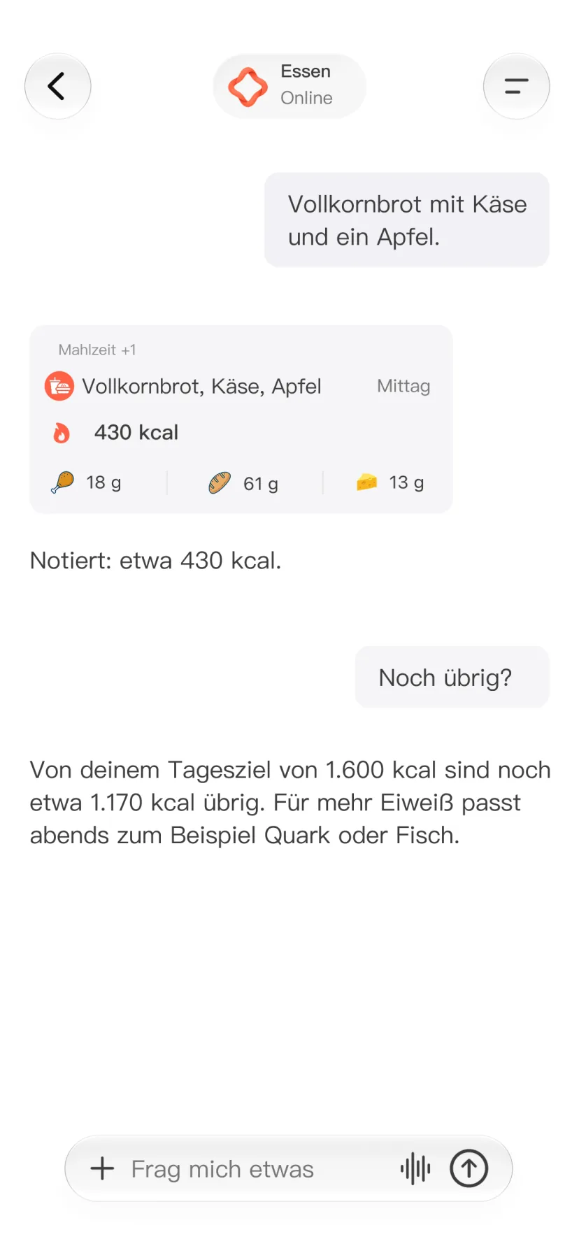 CalMind-Chat mit einem Essenseintrag, kcal und Makros