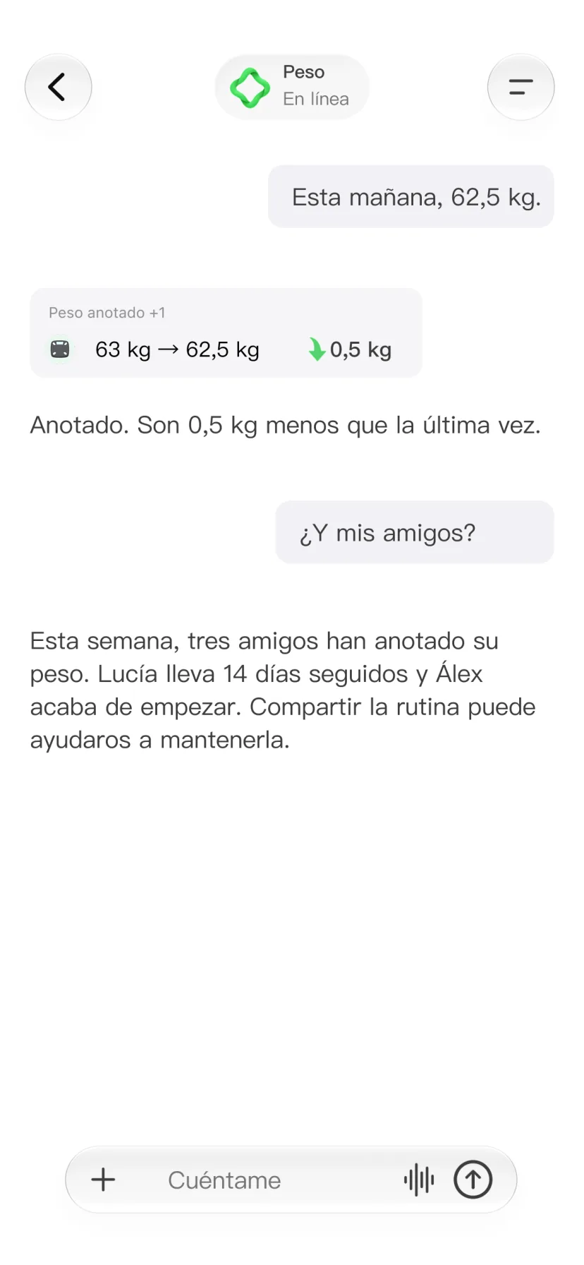 Chat de CalMind con cambios de peso y avances de amigos