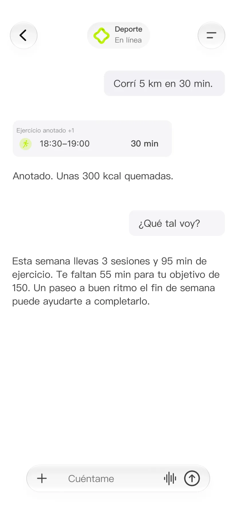 Chat de CalMind con un registro de ejercicio y actividad semanal